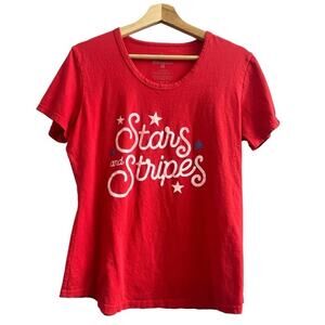 General Standard MEDIUM Women’s Red Stars and Stripes 4th of July Tee Shirt